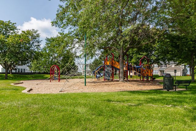 1208 Halifax Drive, Mundelein, IL 60060