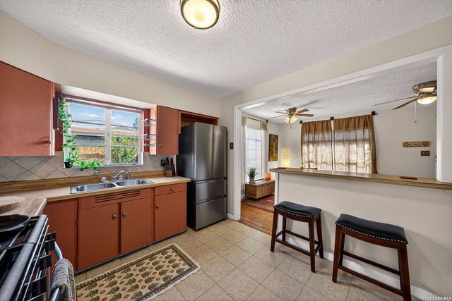 303 WOLEY, San Antonio, TX 78228