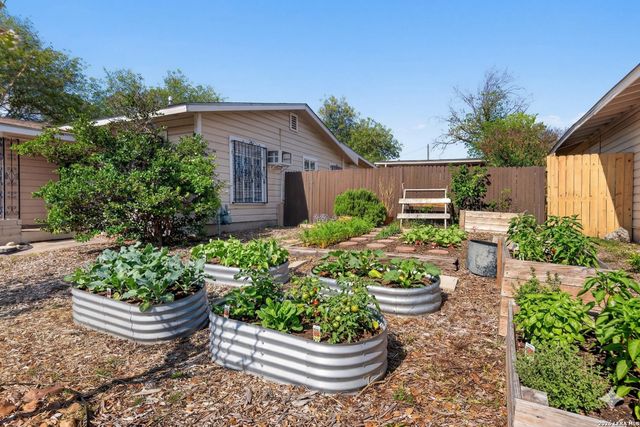 303 WOLEY, San Antonio, TX 78228