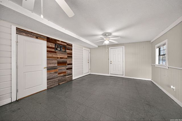 303 WOLEY, San Antonio, TX 78228