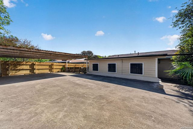 303 WOLEY, San Antonio, TX 78228