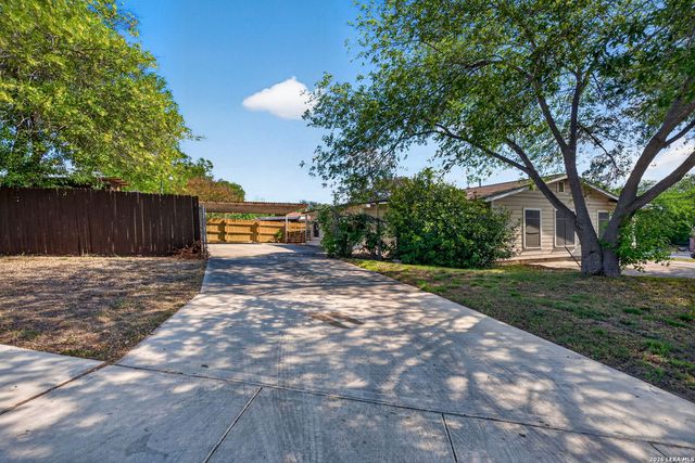 303 WOLEY, San Antonio, TX 78228