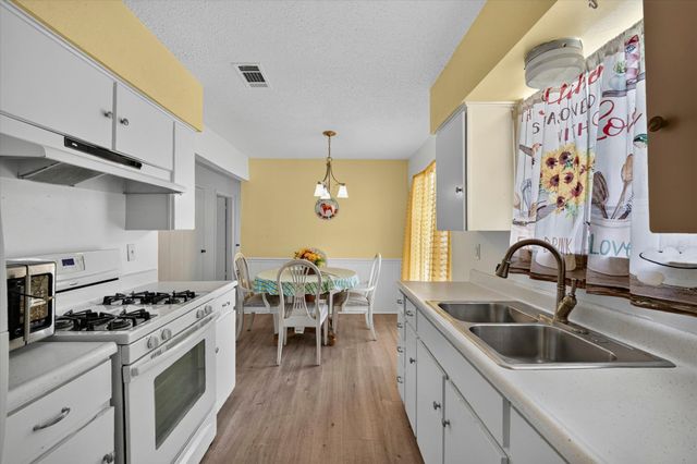 14413 Horseshoe Trail, Balch Springs, TX 75180