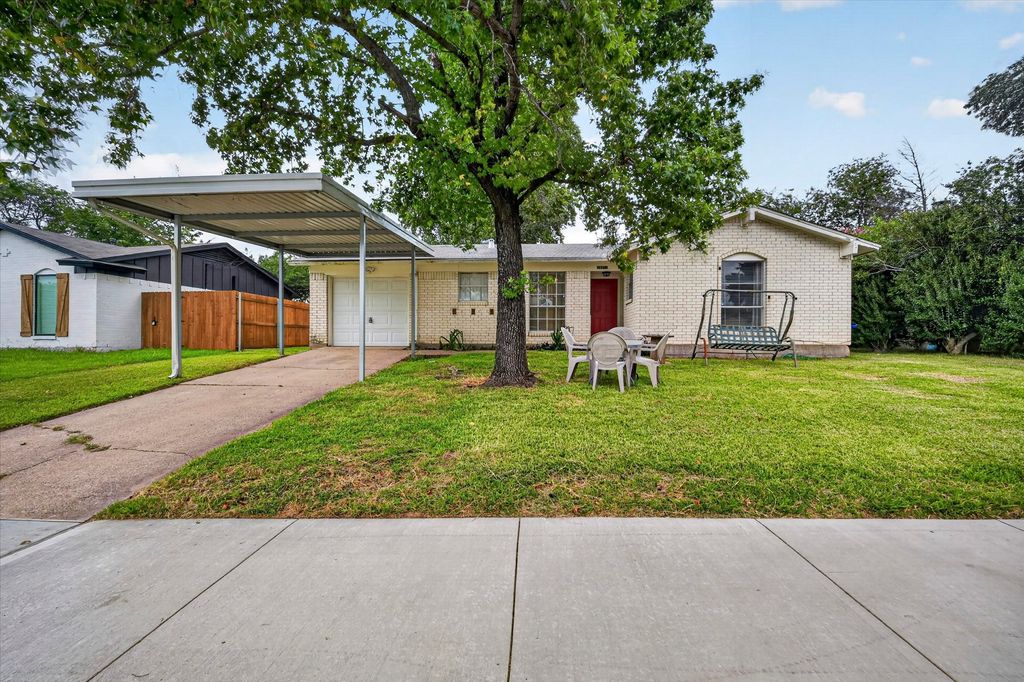 14413 Horseshoe Trail, Balch Springs, TX 75180