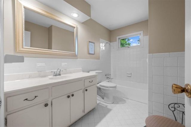 8708 Woodward Street, Overland Park, KS 66212