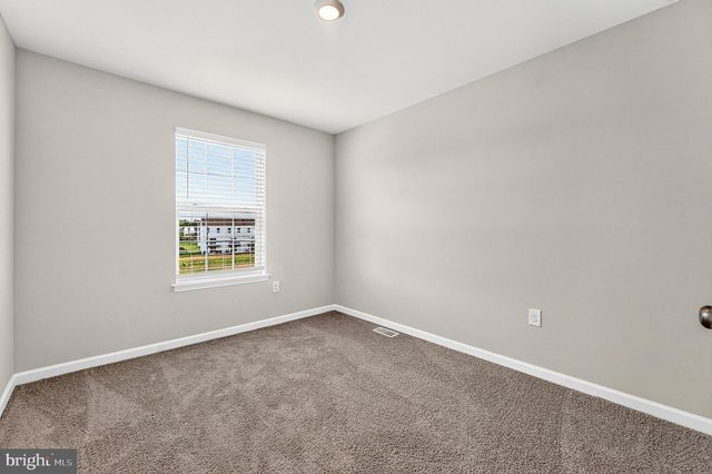 157 ESSEX DR, Sicklerville, NJ 08081