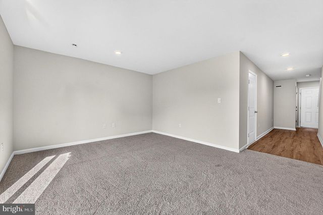 157 ESSEX DR, Sicklerville, NJ 08081