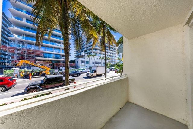 9172 Collins Ave 212, Surfside, FL 33154