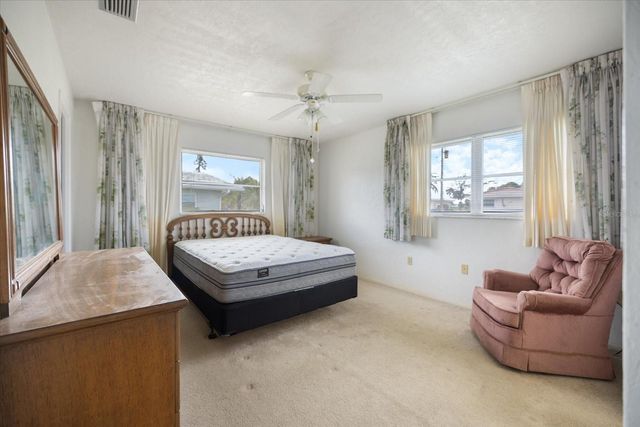 3230 VILLAGE GREEN DRIVE 1032, Sarasota, FL 34239