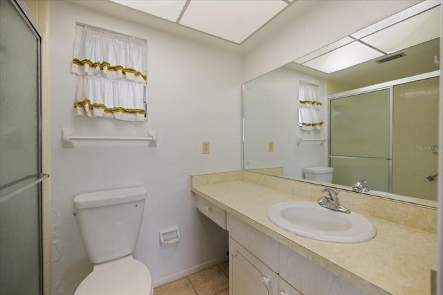 3230 VILLAGE GREEN DRIVE 1032, Sarasota, FL 34239