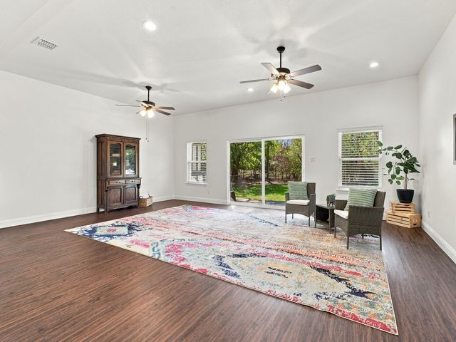 706 Port O Call Drive, Runaway Bay, TX 76426