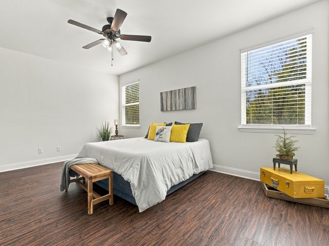 706 Port O Call Drive, Runaway Bay, TX 76426