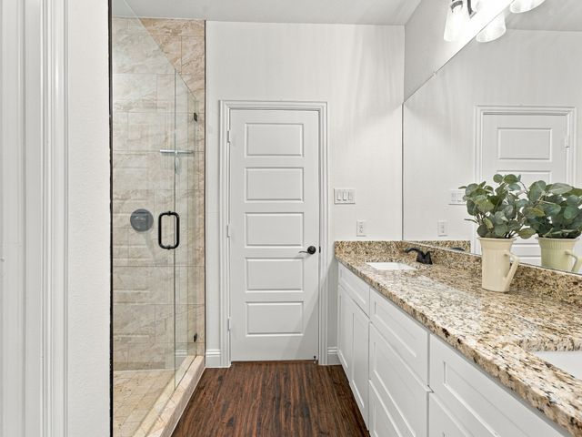 706 Port O Call Drive, Runaway Bay, TX 76426