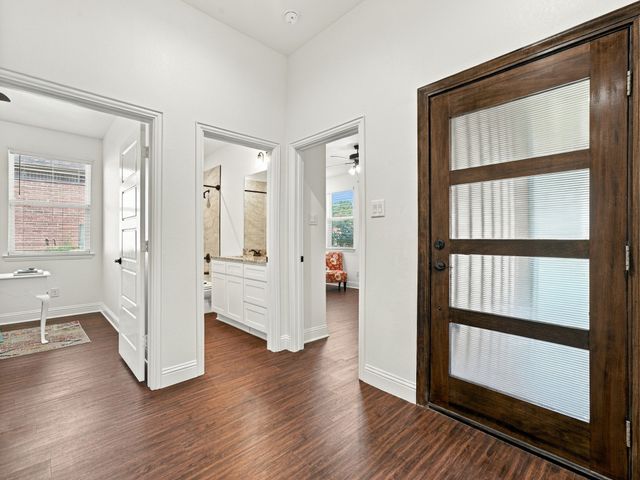 706 Port O Call Drive, Runaway Bay, TX 76426