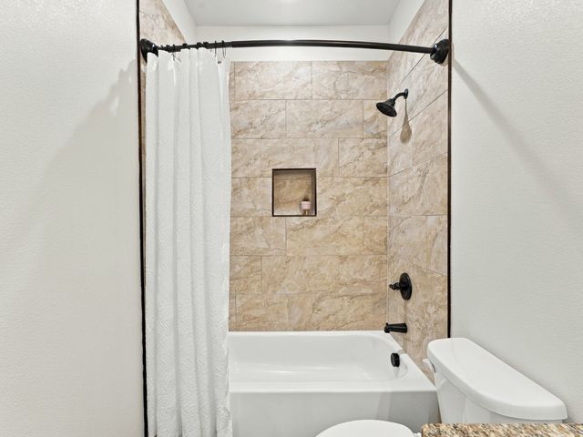 706 Port O Call Drive, Runaway Bay, TX 76426