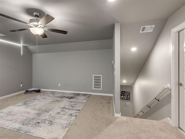 9321 NW 90th Street, Yukon, OK 73099