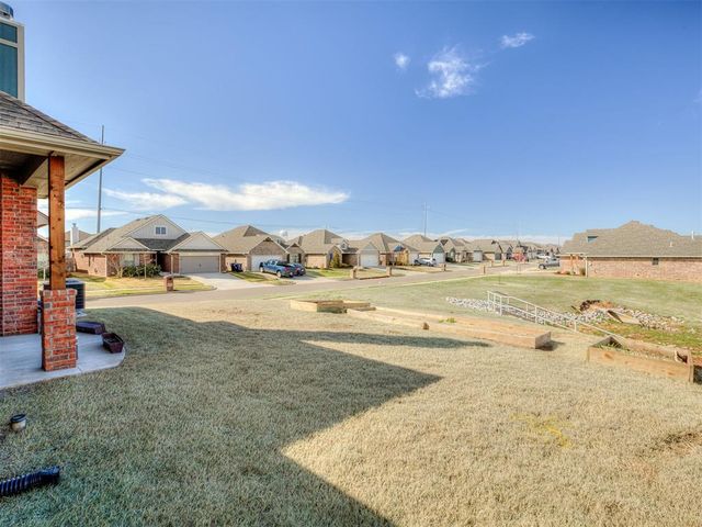 9321 NW 90th Street, Yukon, OK 73099