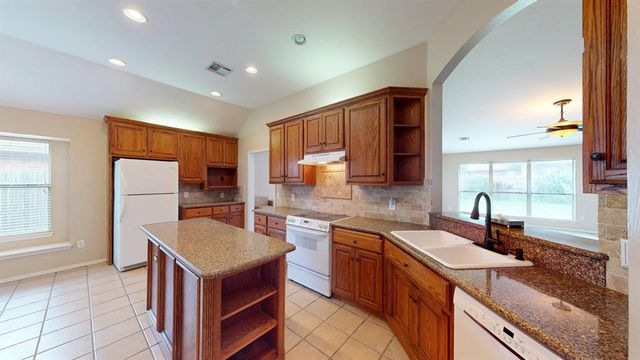 8312 NW 71st Street, Oklahoma City, OK 73132