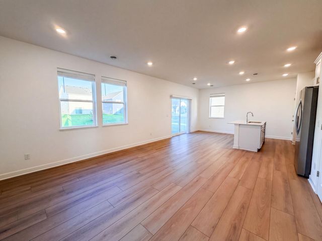 10773 Hemingway Avenue S, Cottage Grove, MN 55016