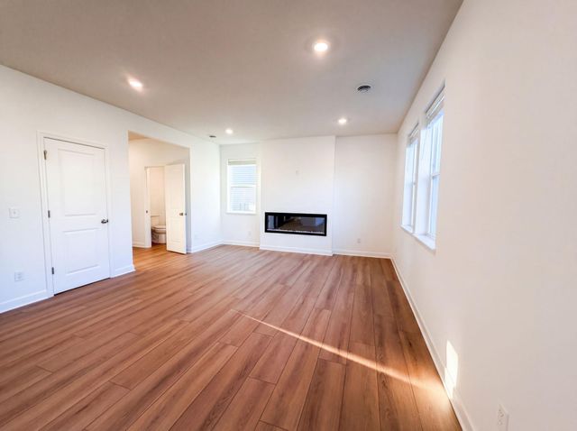 10773 Hemingway Avenue S, Cottage Grove, MN 55016