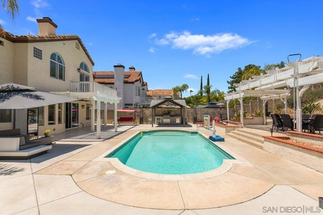 23746 VIA SEGOVIA, Murrieta, CA 92562