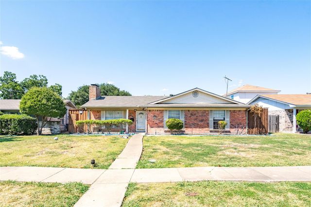 1809 Crockett Street, Garland, TX 75042