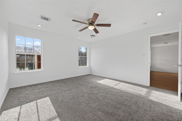 653 Nelson Street, Sealy, TX 77474