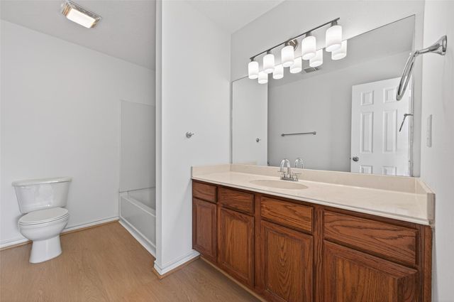 653 Nelson Street, Sealy, TX 77474