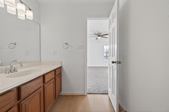 653 Nelson Street, Sealy, TX 77474