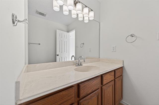 653 Nelson Street, Sealy, TX 77474