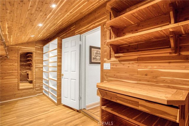 10566 Andora, Chatsworth, CA 91311