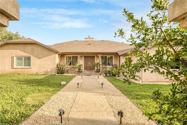 10566 Andora, Chatsworth, CA 91311