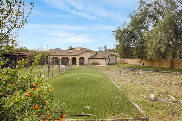 10566 Andora, Chatsworth, CA 91311