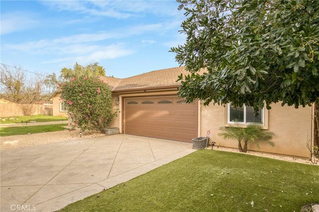 10566 Andora, Chatsworth, CA 91311