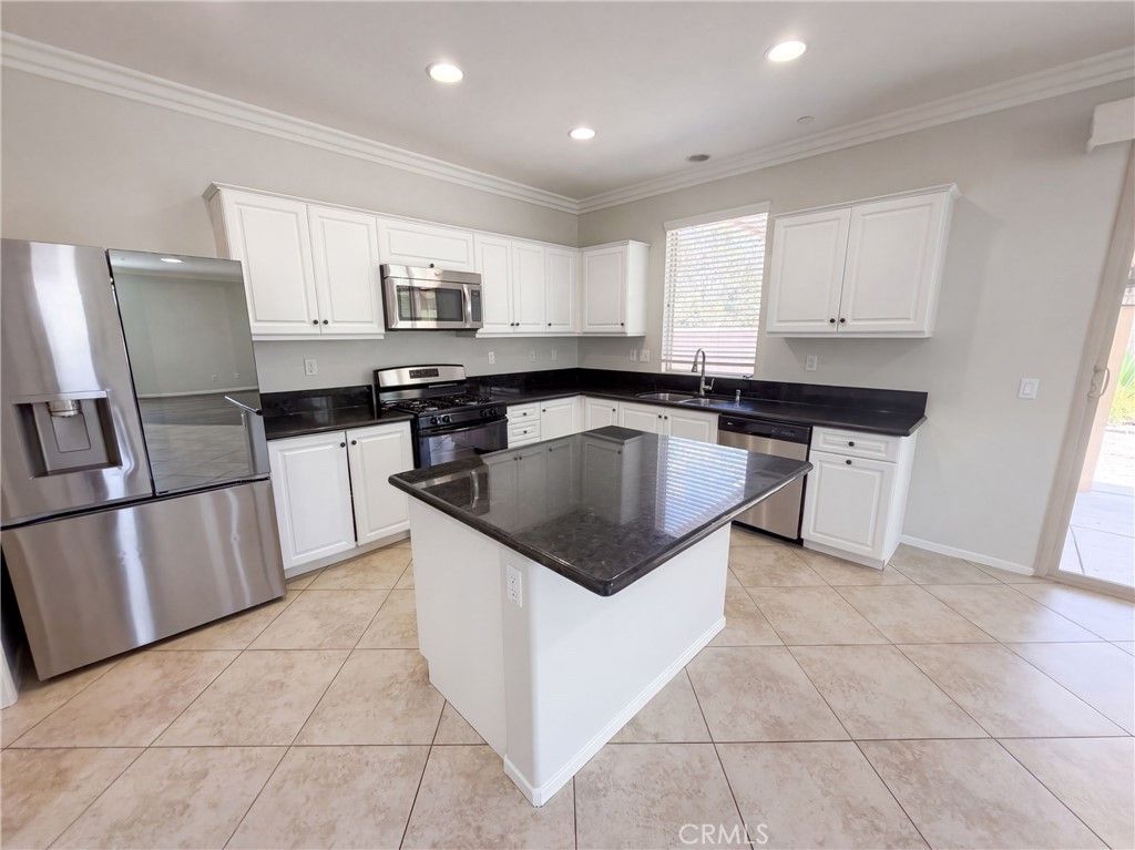 29495 Glenhurst, Menifee, CA 92584 — photo 2