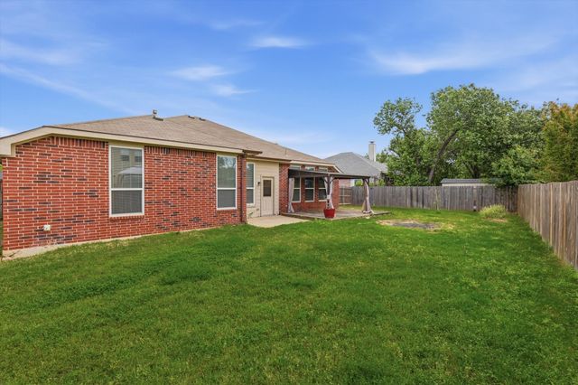 1626 Mallard Drive, Corinth, TX 76210