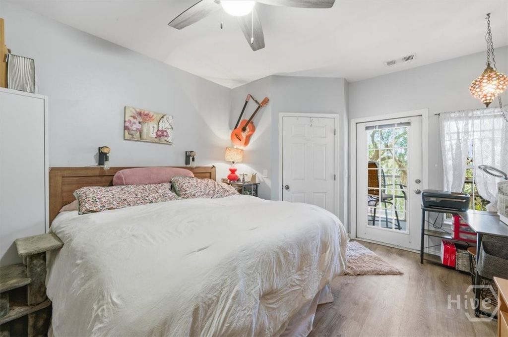 Image 13 of property listing at 2317 Whitemarsh Way, Savannah, GA 31410