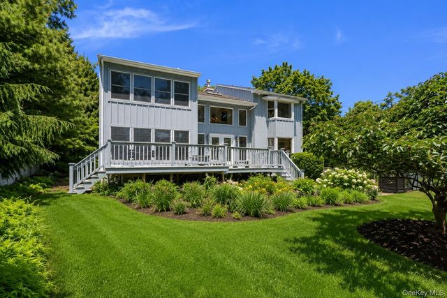 47 Lubber Street, Stony Brook, NY 11790