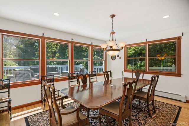 47 Lubber Street, Stony Brook, NY 11790