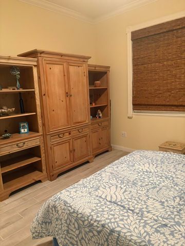 27 Harbour Isle Drive W 105, Fort Pierce, FL 34949