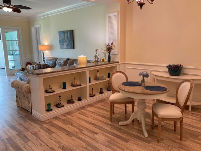 27 Harbour Isle Drive W 105, Fort Pierce, FL 34949