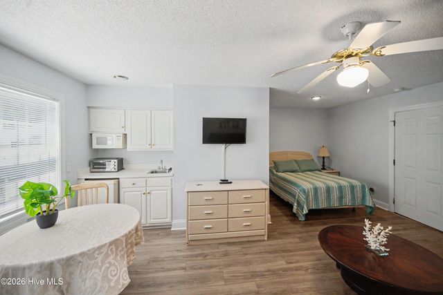 330 S Middleton Drive NW Unit 1304, Calabash, NC 28467