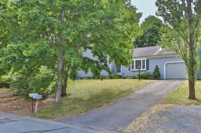 89 Pompano Road, Yarmouth Port, MA 02675