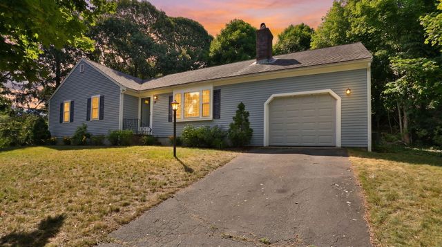 89 Pompano Road, Yarmouth Port, MA 02675