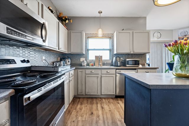 15108 Royal Grove Drive, Noblesville, IN 46060