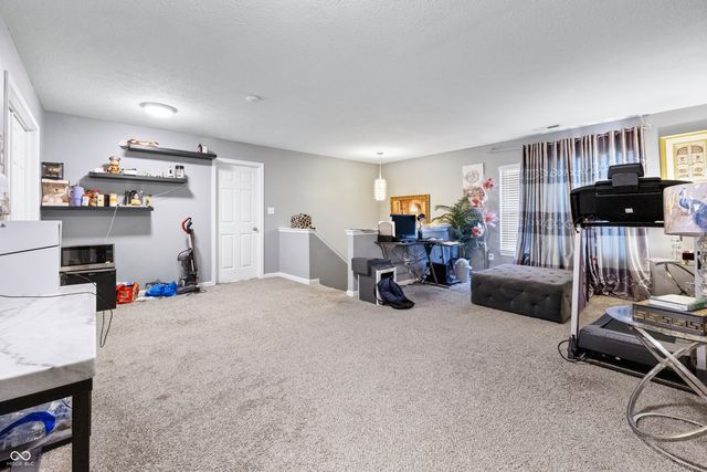15108 Royal Grove Drive, Noblesville, IN 46060