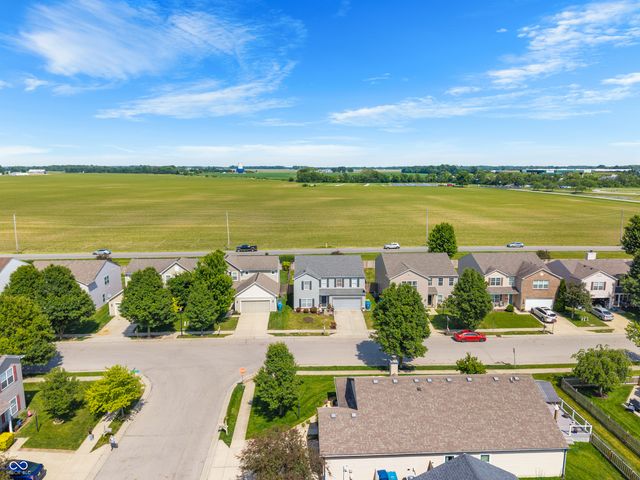 15108 Royal Grove Drive, Noblesville, IN 46060
