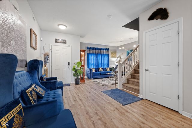 15108 Royal Grove Drive, Noblesville, IN 46060