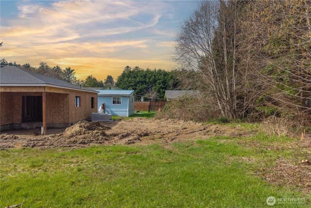 522 W Newell Street, Westport, WA 98595