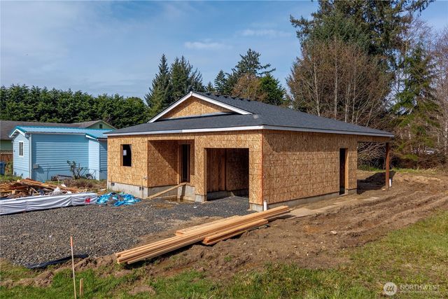 522 W Newell Street, Westport, WA 98595